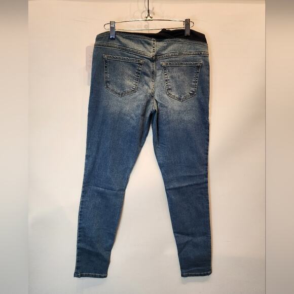 New Ingrid Maternity Over the Belly Jeans Stretch Jeggings NWT Size 2/ 26R - Picture 6 of 10